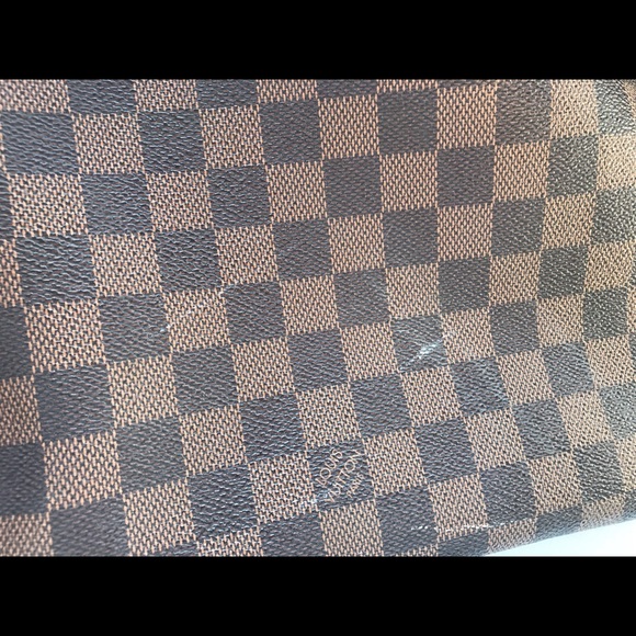 Louis Vuitton Good Condition  with box - Picture 6 of 8